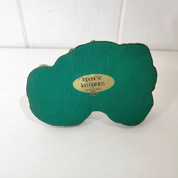 The Danbury Mint Japanese Tea Garden Landscape Figurine RARE - Picture 5 of 6